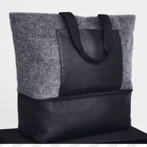 NWT - Weekender Bag